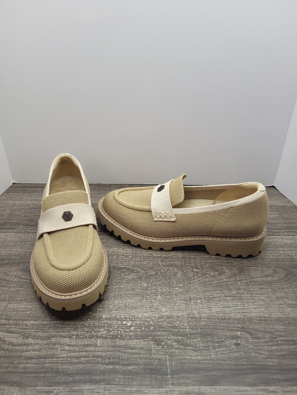 VIVAIA Francesca Platform Chunky Heel Loafers Womens Shoes Size 36.5EU 6 US